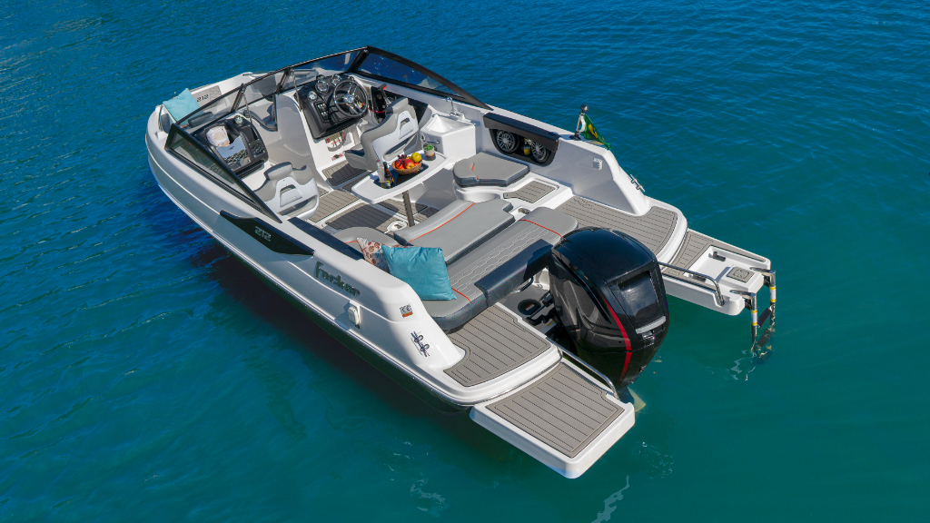 Fibrafort Focker 212 - Proa Aberta com 115 HP 6.73 pés | Bombarco